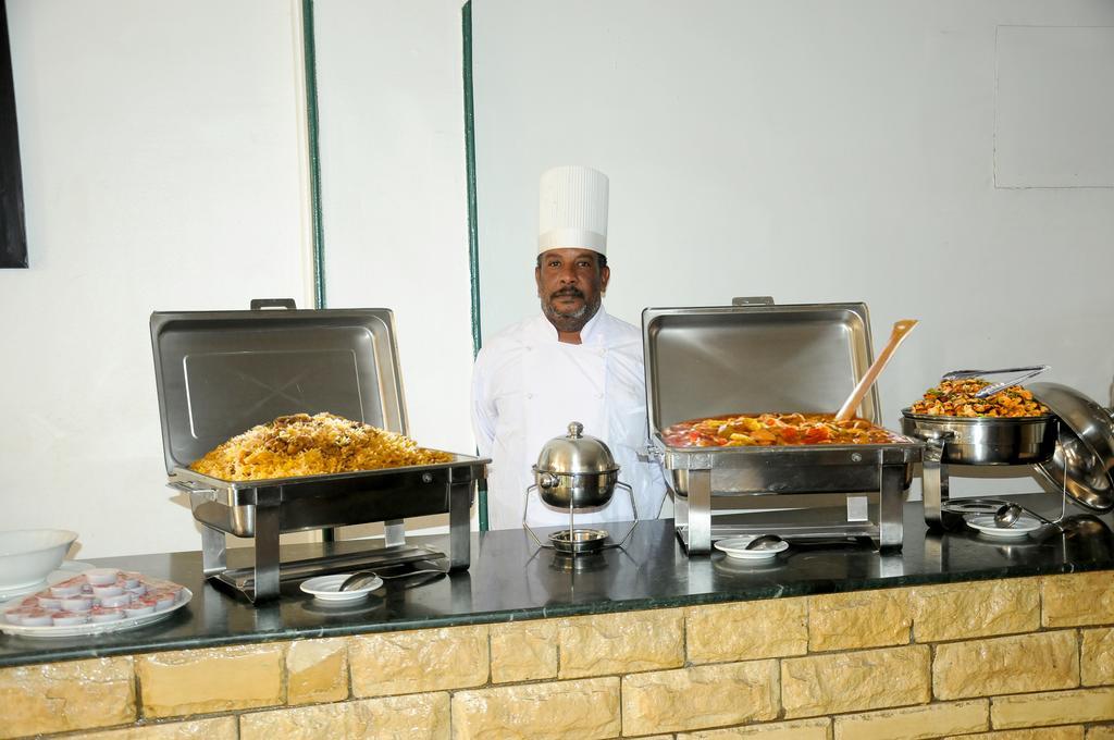 Nile Hotel Aswan Exterior photo