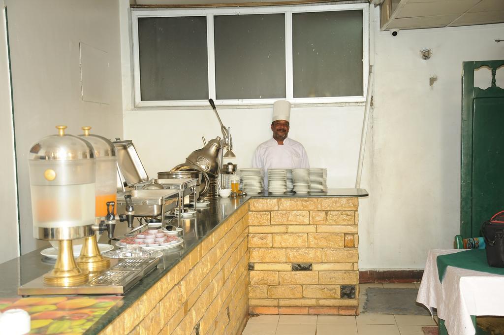 Nile Hotel Aswan Exterior photo