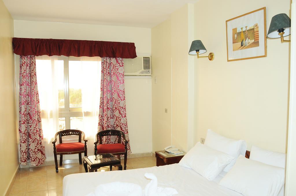 Nile Hotel Aswan Exterior photo