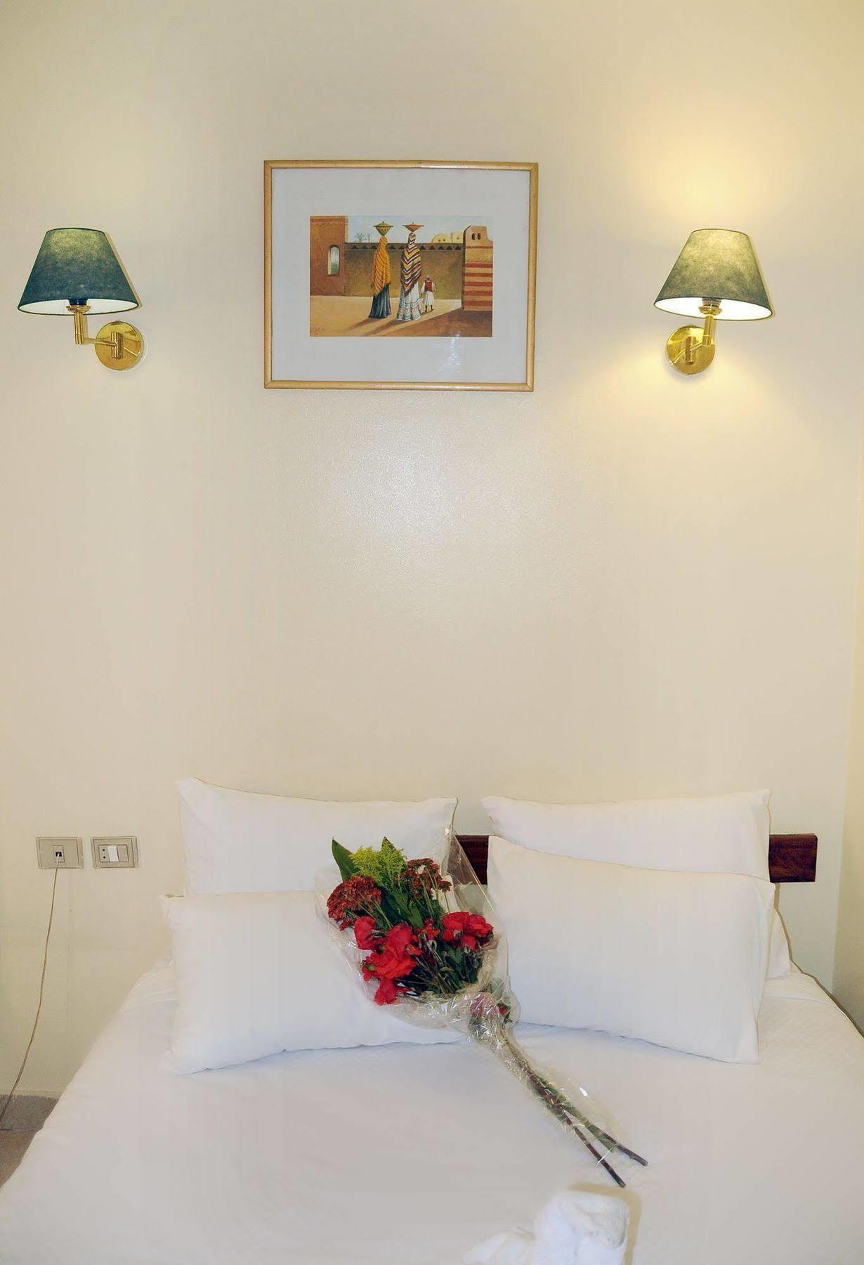 Nile Hotel Aswan Exterior photo